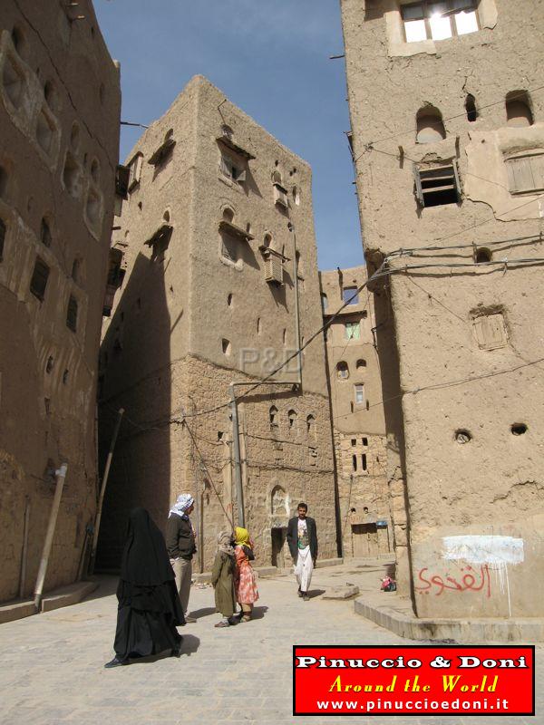 Yemen - From Sana'a to Shahara (Amran) - 08.jpg